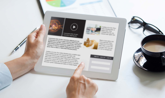 Sample online news website on tablet